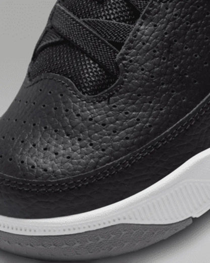 Black/White/Cement Grey/University Red