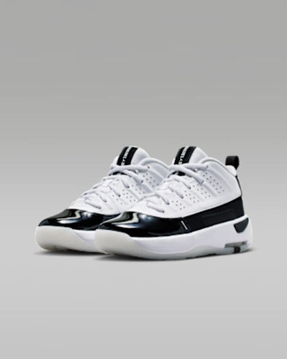 White/Summit White/Black