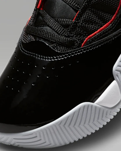 Black/White/Wolf Grey/Chile Red