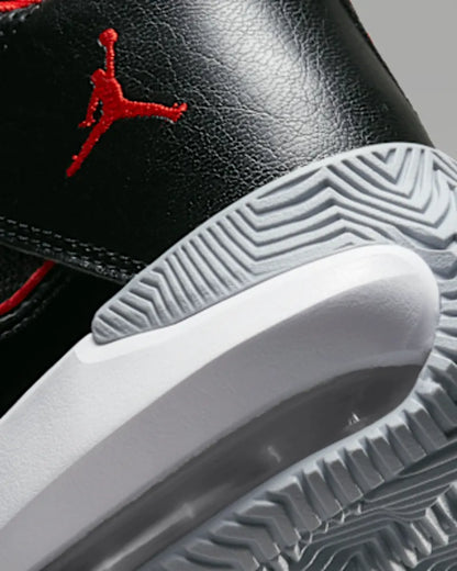 Black/White/Wolf Grey/Chile Red
