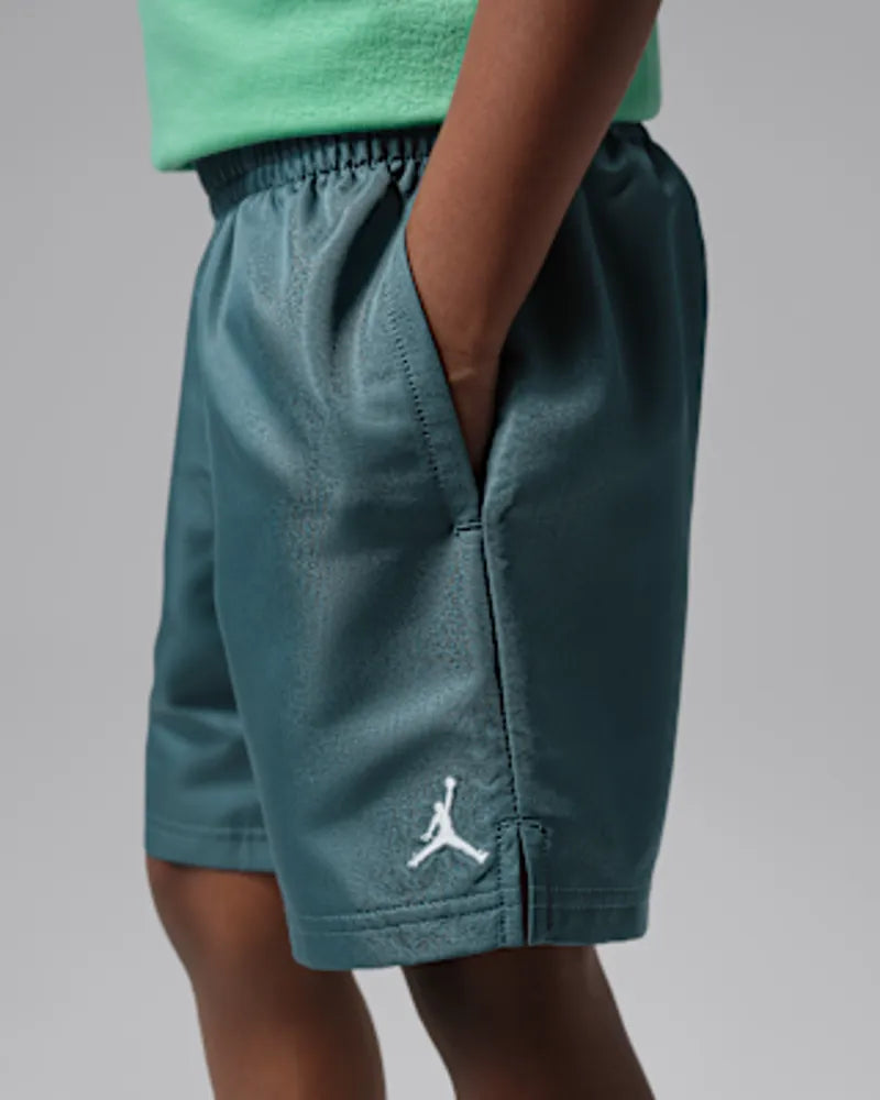 Ash Green