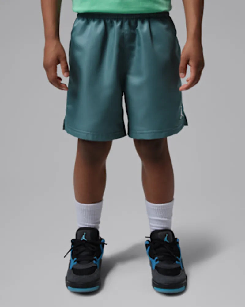 Ash Green