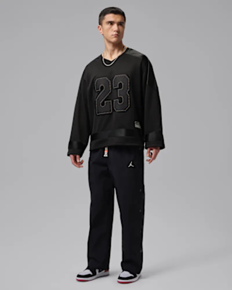 Black/Black