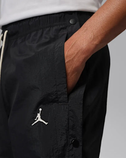 Black/Pale Ivory