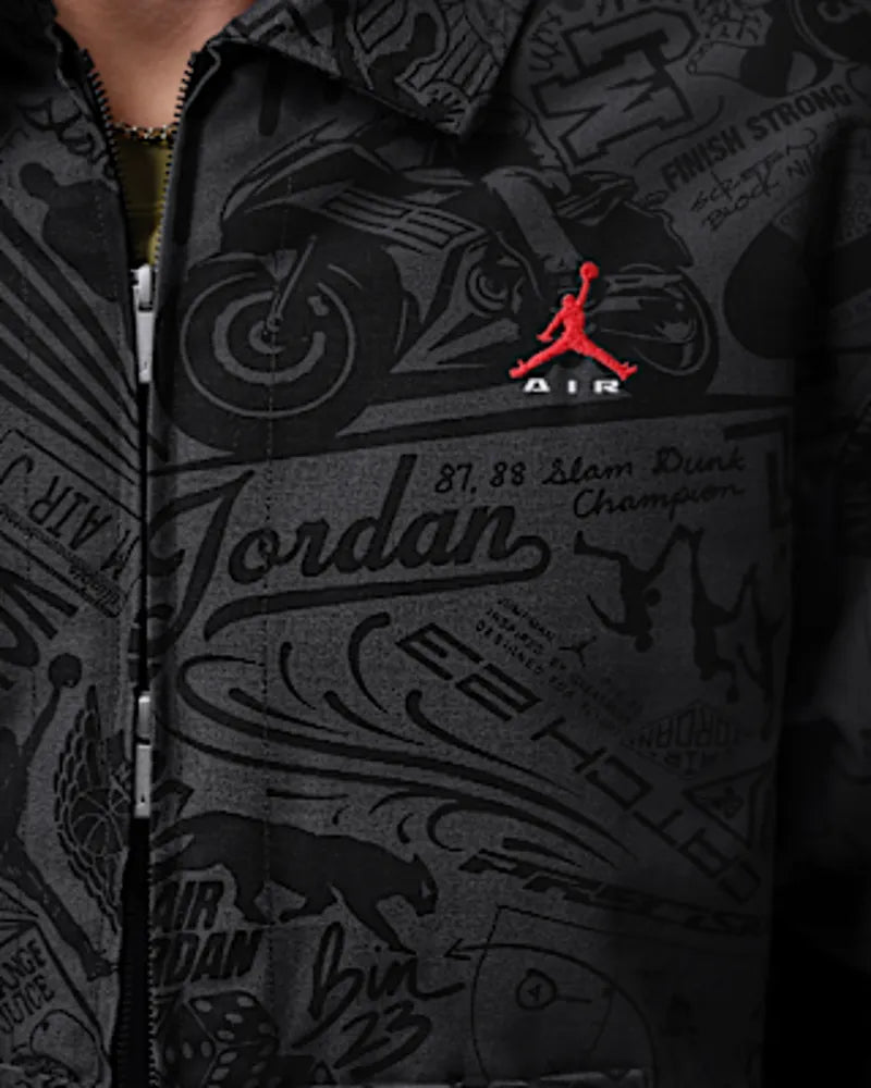 Black/University Red
