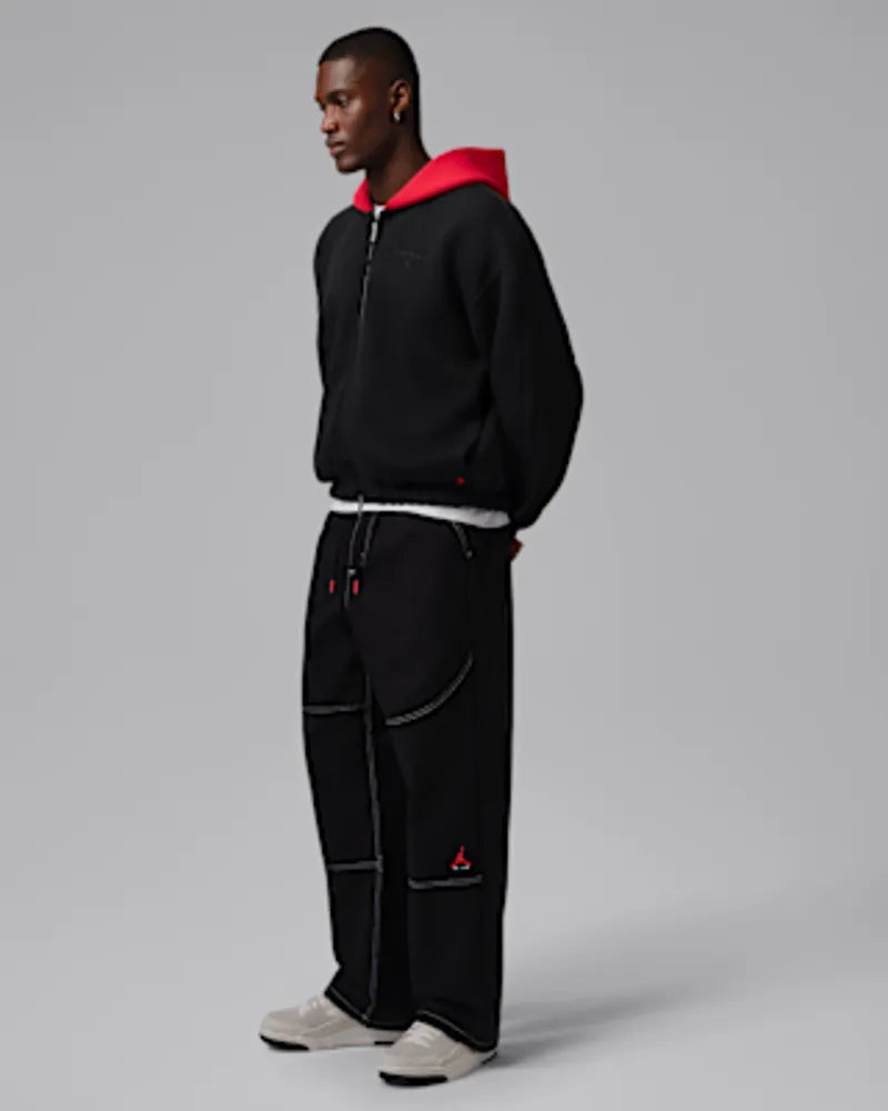 Black/University Red