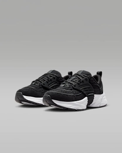 Black/White