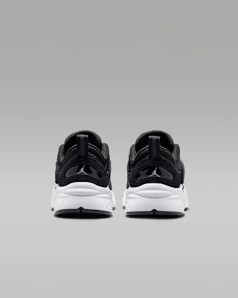 Black/White