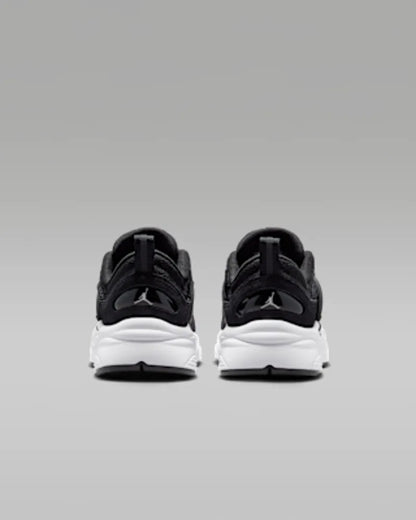 Black/White