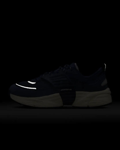Midnight Navy/Thunder Blue/Light Orewood Brown/Pink Foam