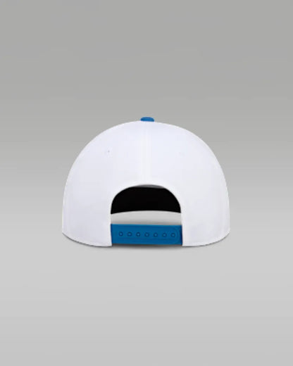 White/True Blue