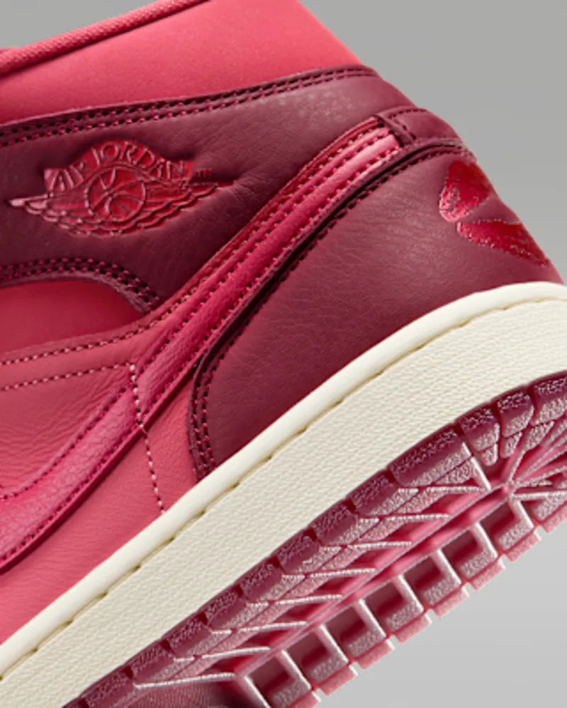 Team Red/Pueblo Red/Pale Ivory/Sierra Red