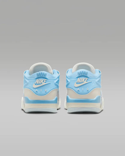 Psychic Blue/Pale Ivory/Aura