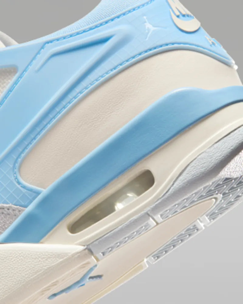 Psychic Blue/Pale Ivory/Aura