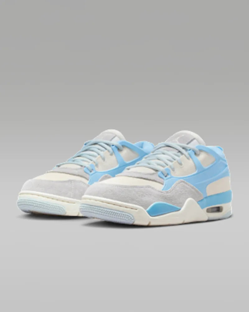 Psychic Blue/Pale Ivory/Aura