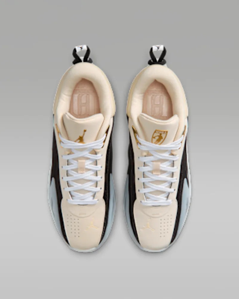 Pearl White/Black/Metallic Gold/White