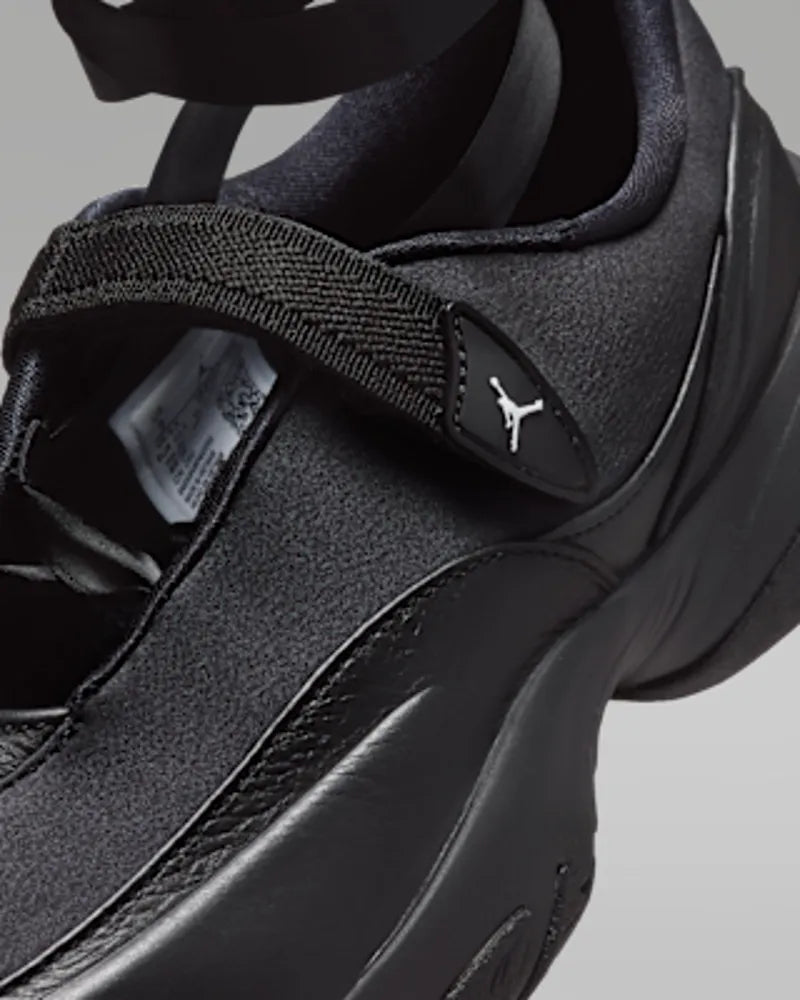 Black/Summit White/Anthracite