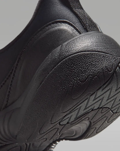 Black/Summit White/Anthracite