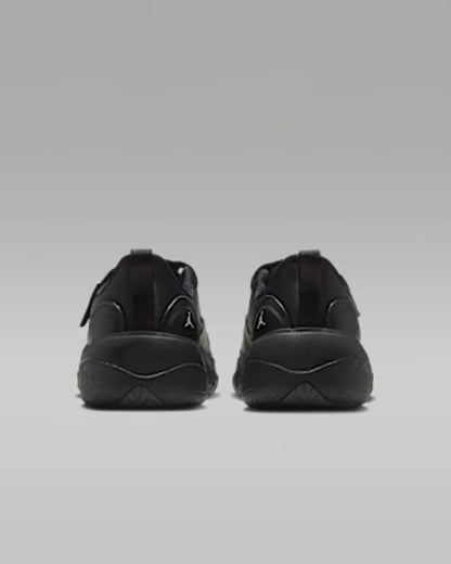 Black/Summit White/Anthracite