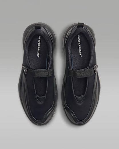 Black/Summit White/Anthracite