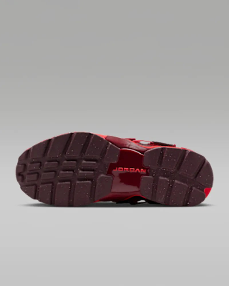 Chile Red/Reflective Silver/Sierra Red/Team Red