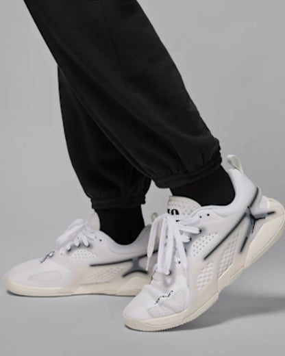 Black/White